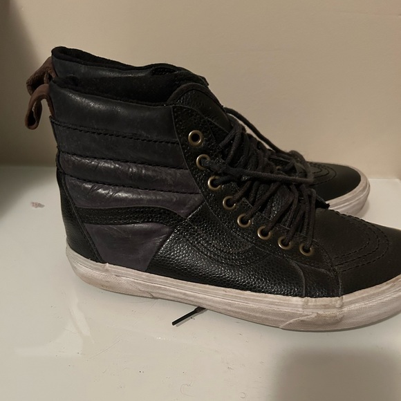 VANS SK8-HI 46 PEBBLE LEATHER BLACK Unisex Men’s 7.0 Women’s 8.5 - Picture 1 of 7
